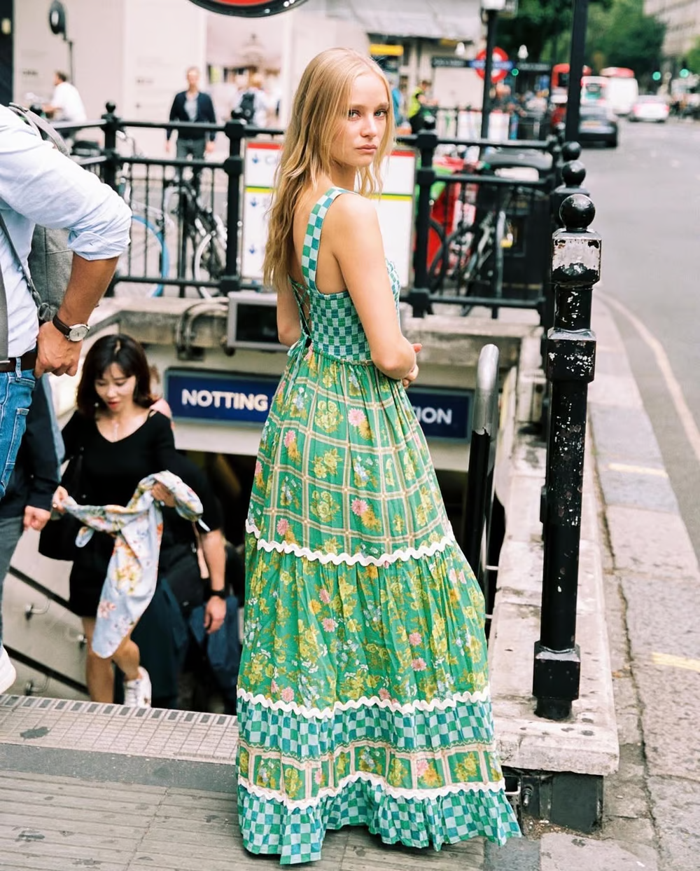 Joan - Summer Gradient Flowy Maxi Dress