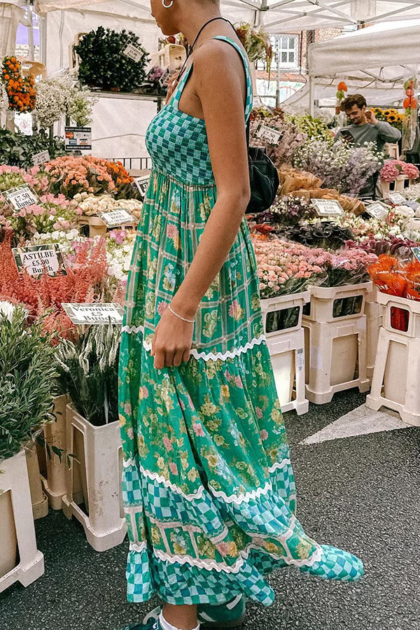 Joan - Summer Gradient Flowy Maxi Dress