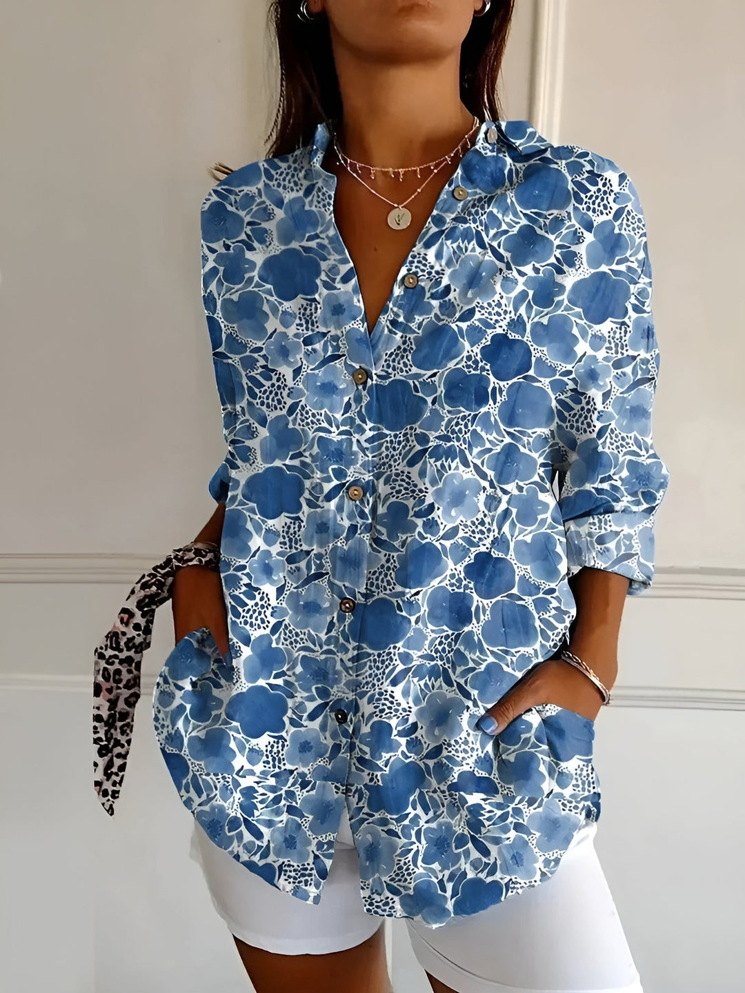 Eveline - Comfortable Blouse